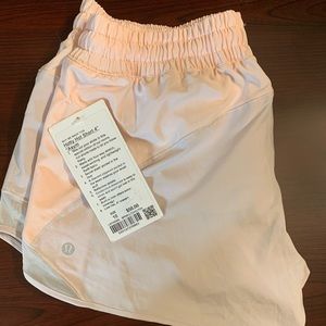 Lululemon 4” Shorts BNWT!!! Sz: 10